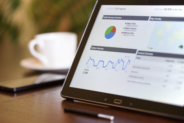 O marketing automation można usłyszeć niemal na każdej konferencji branżowej, na której poruszane są kwestie nowych rozwiązań w świecie marketingu. Patrząc z lekką dozą sceptycyzmu na kolejną rewolucję, pewnie się zastanawiasz – ile prawdy jest w tym wszy