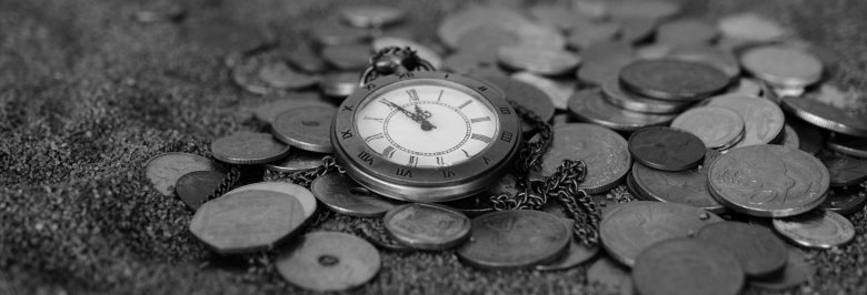antique-black-and-white-clock-210590