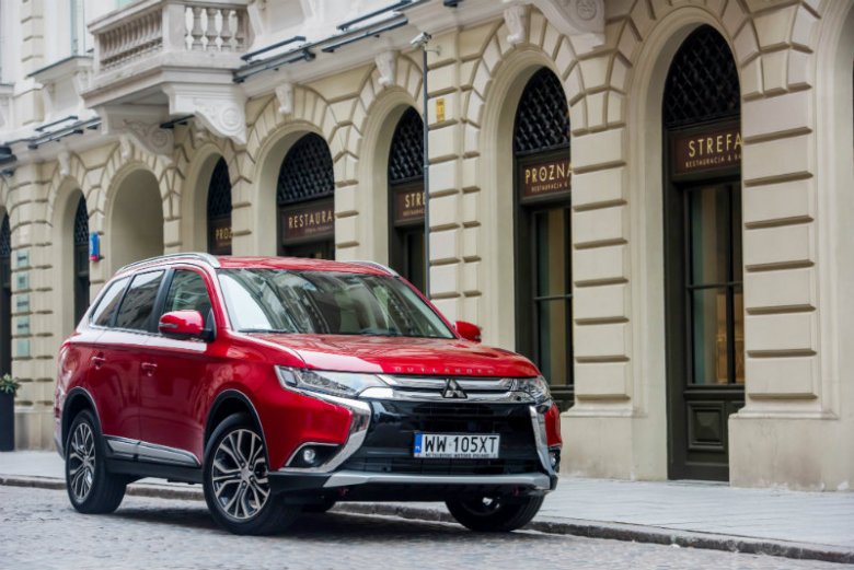 Mitsubishi Outlander Calligraphy to opcja dla moto-estetów