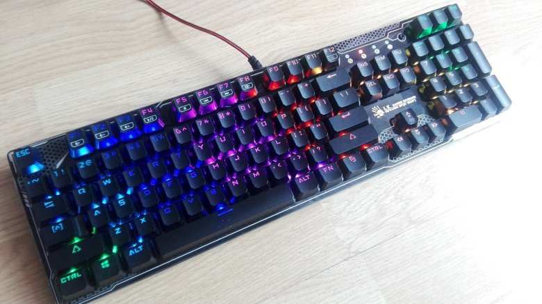 Klawiatura mechaniczno-optyczna BLOODY B810R