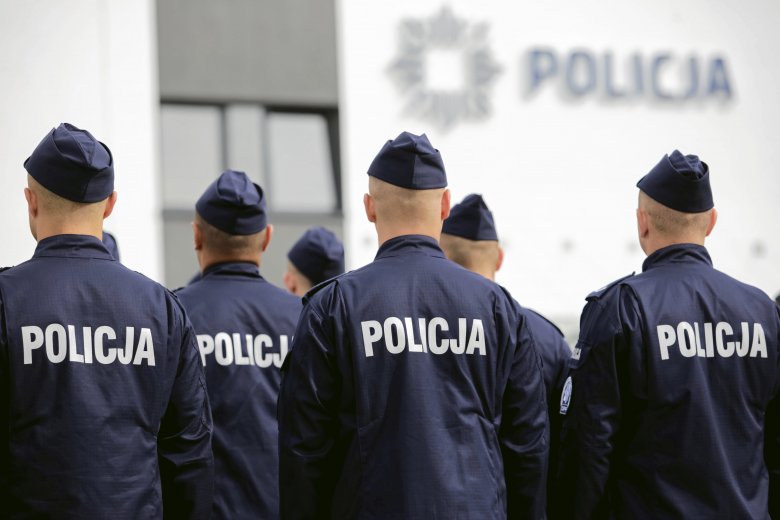 Podsłuch, haki, kwity - nie należy obawiać się tego maila. To oszustwo lub głupi żart.