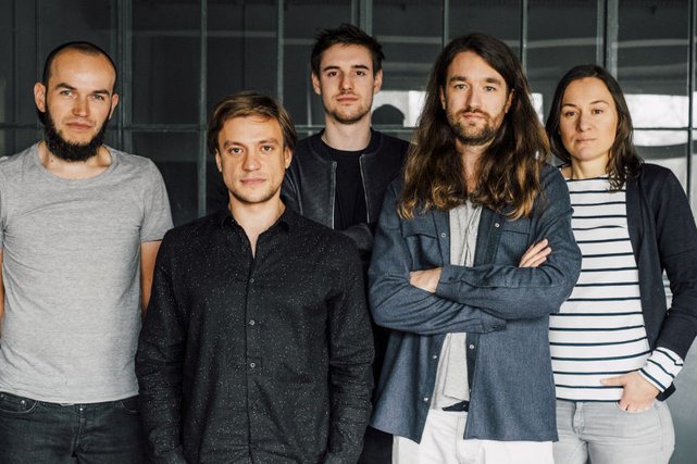 Zespół odpowiedzialny za Tylko.com. Od lewej
Michał Piasecki, Mikolaj Molenda, Benjamin Kuna, Jacek Majewski, Hanna Kokczyńska
