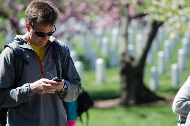 Istnieją aplikacje na telefon, które pomogą użytkownikom w oszczędzaniu pieniędzy.