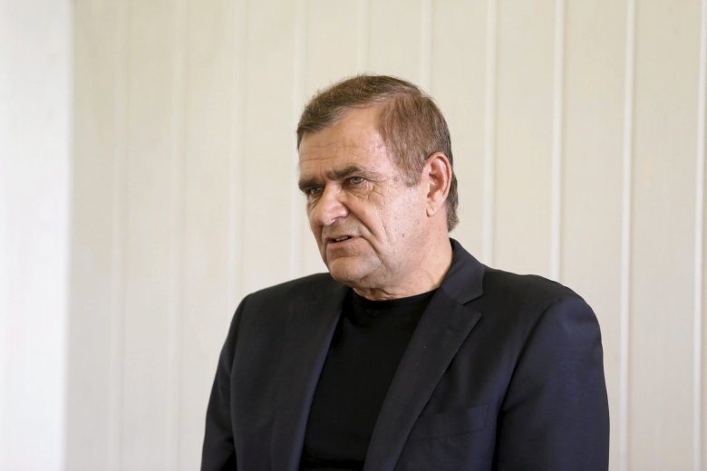 Roman Karkosik twierdzi, że jest niewinny, a ponadto zapowiada wycofanie się z Giełdy Papierów Wartościowych