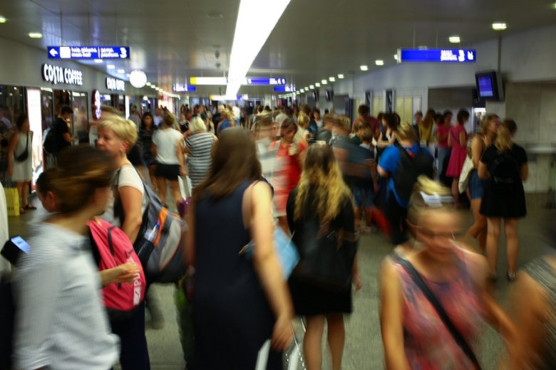 Z przedsprzedaży biletów PKP korzystają nieliczni pasażerowie. Olbrzymia większość woli kupować w ostatniej chwili.
