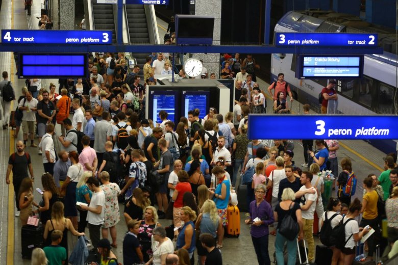 PKP Intercity zapowiedziało dodatkowe wagony na najbardziej obleganych trasach