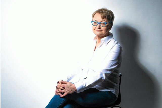Odpowiedzialna polityka nie polega na spełnianiu zachcianek publiczności - podkreśla Henryka Bochniarz