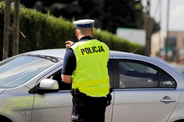 W tym roku w ramach akcji SMOG policja zatrzymała już prawie 8 tys. dowodów rejestracyjnych.