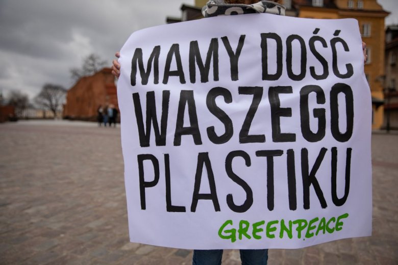 Trómiasto chce zmniejszyć ilość plastiku w środowisku. Zaczyna od urzędów miasta