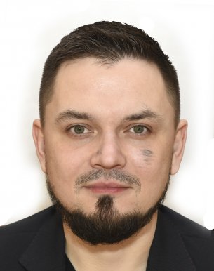 Oszukuje chińskie serwisy randkowe