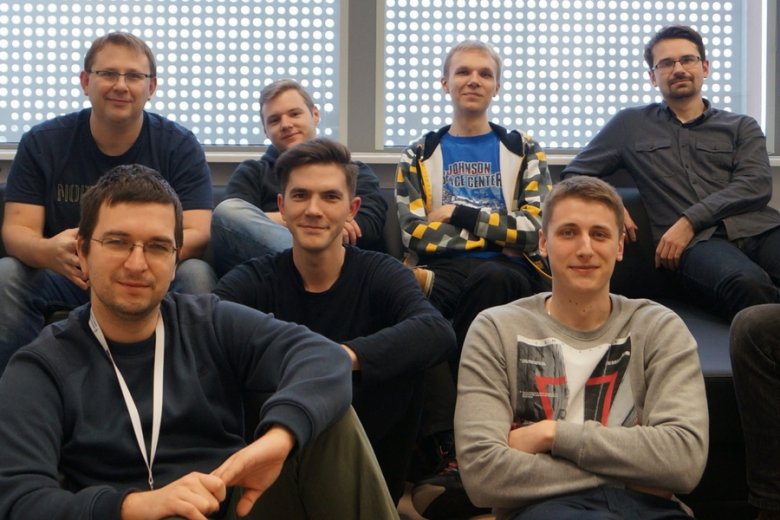 Zespół Elastic Cloud Solutions.