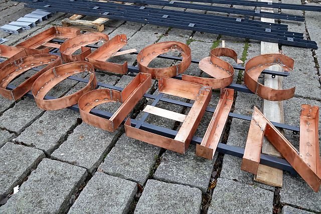 Na 1000-lecie Polski, socjalistyczne rządy zbudowały 1400 szkół. Po 100-leciu niepodległości nie zostanie nic trwałego