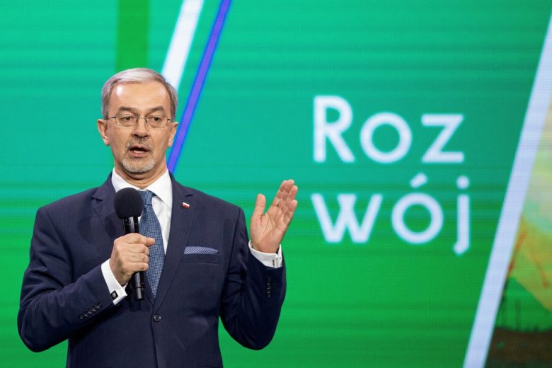 Minister inwestycji i rozwoju zapowiedział, że emeryci sami zdecydują o tym, gdzie trafią ich środki. Mogą wybrać między ZUS i IKE.